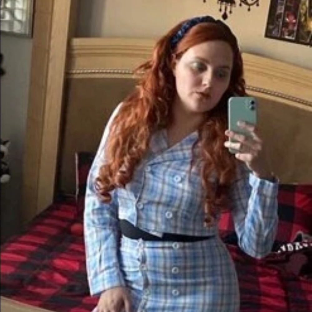 Plaid Set - Picture 3 of 5